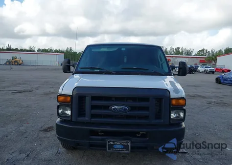 2013 Ford E-150 Commercial z USA, uszkodzony, nr VIN 1FTNE1EW3DDA37892